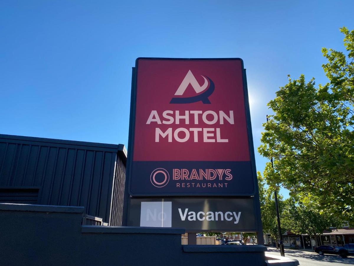 Ashton Motel Tumut Exterior photo